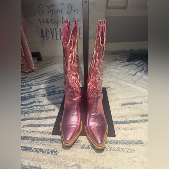 Metallic Pink Western-Style Women's Boots - Picture 2 of 8